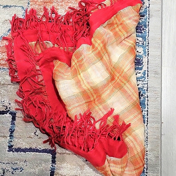 Gap large square fringe scarf - Picture 1 of 4